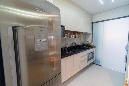 Apartamento à venda com 75m², 2 quartos e 1 vaga Apartamento à venda com 75m², 2 quartos e 1 vagaCozinha