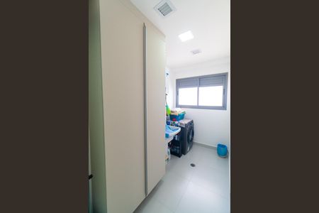 Apartamento à venda com 75m², 2 quartos e 1 vaga Apartamento à venda com 75m², 2 quartos e 1 vagaÁrea de Serviço