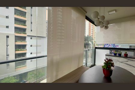 Apartamento para alugar com 68m², 1 quarto e 1 vaga Apartamento para alugar com 68m², 1 quarto e 1 vagaVaranda