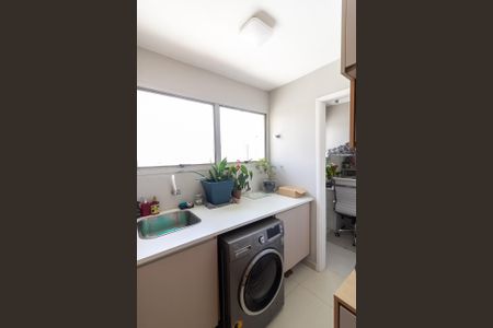 Apartamento para alugar com 72m², 3 quartos e 1 vagaÁrea de Serviço