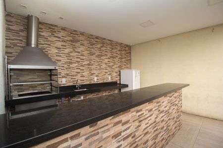 Apartamento para alugar com 44m², 2 quartos e 1 vagaÁrea comum - Churrasqueira