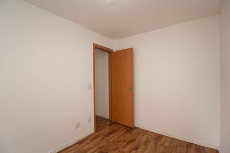 Quarto 1 de apartamento para alugar com 2 quartos, 44m² em Jardim Iris, São Paulo