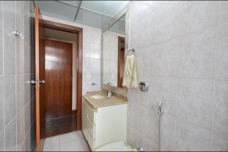 Apartamento para alugar com 98m², 3 quartos e 1 vagaBanheiro social