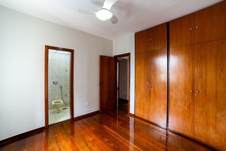 Apartamento para alugar com 98m², 3 quartos e 1 vagaSuíte