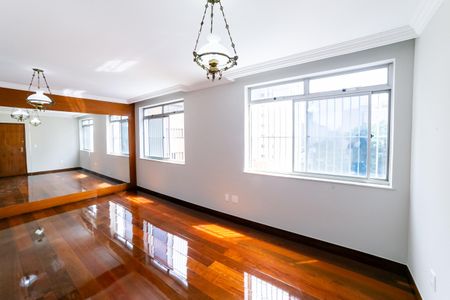 Sala de apartamento para alugar com 2 quartos, 98m² em Centro, Belo Horizonte