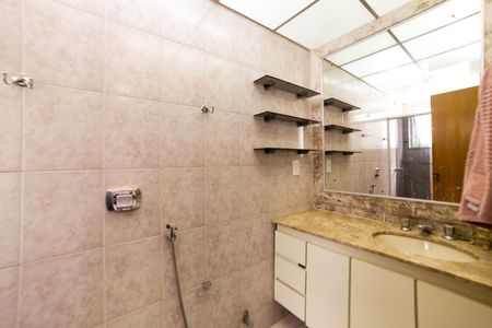 Apartamento para alugar com 98m², 3 quartos e 1 vagaBanheiro da Suíte