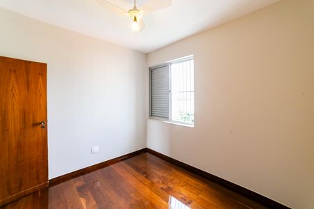 Quarto 1 de apartamento para alugar com 2 quartos, 98m² em Centro, Belo Horizonte
