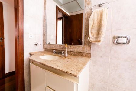 Apartamento para alugar com 98m², 3 quartos e 1 vagaBanheiro Social