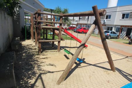 Casa de condomínio à venda com 100m², 2 quartos e 1 vagaÁrea comum - Playground