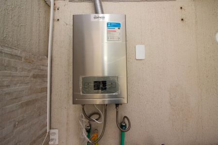 Casa de condomínio à venda com 100m², 2 quartos e 1 vagaAquecedor