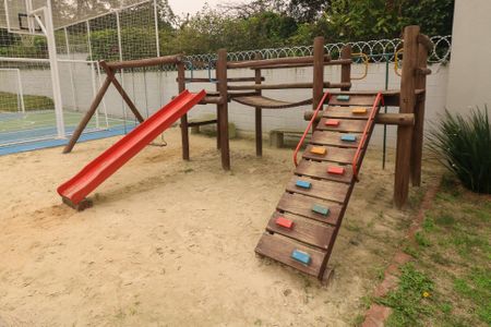 Casa de condomínio à venda com 100m², 2 quartos e 1 vagaÁrea comum - Playground