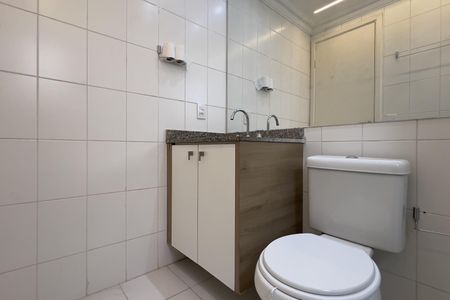 Banheiro da Suíte de apartamento à venda com 3 quartos, 75m² em Vila Augusta, Guarulhos