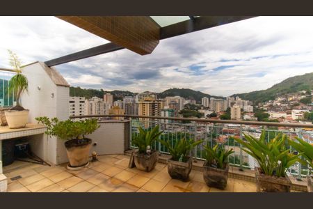 Apartamento à venda com 167m², 3 quartos e 2 vagas