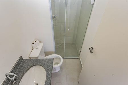 Apartamento para alugar com 38m², 2 quartos e sem vaga Apartamento para alugar com 38m², 2 quartos e sem vagaBanheiro Social