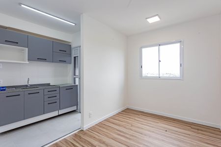 Apartamento para alugar com 38m², 2 quartos e sem vaga Apartamento para alugar com 38m², 2 quartos e sem vagaSala