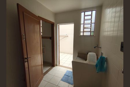 Casa à venda com 265m², 4 quartos e 3 vagas