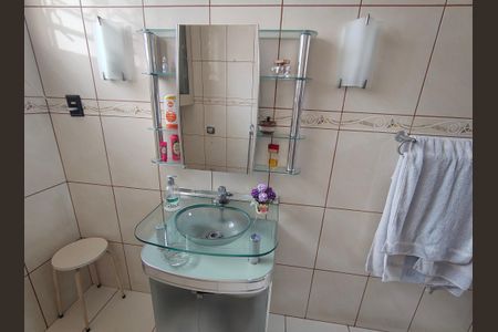 Casa à venda com 265m², 4 quartos e 3 vagas