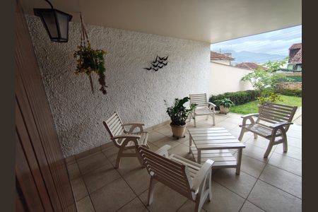 Casa à venda com 265m², 4 quartos e 3 vagas