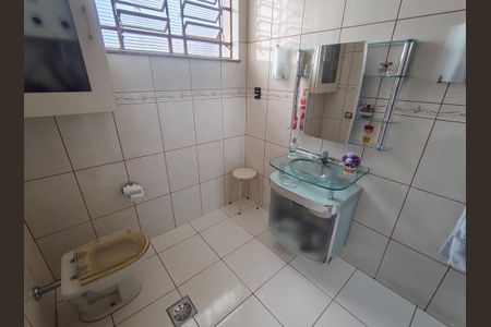 Casa à venda com 265m², 4 quartos e 3 vagas