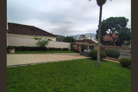 Casa à venda com 265m², 4 quartos e 3 vagas