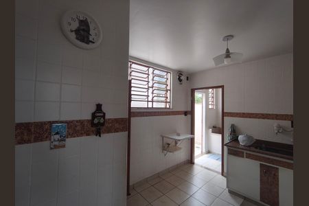 Casa à venda com 265m², 4 quartos e 3 vagas