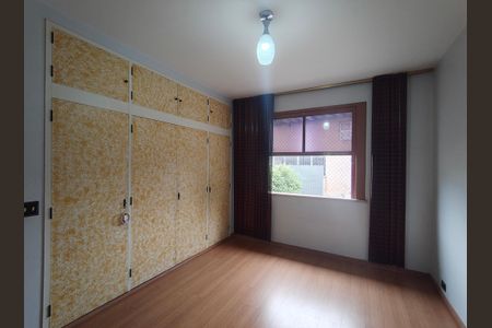 Casa à venda com 265m², 4 quartos e 3 vagas