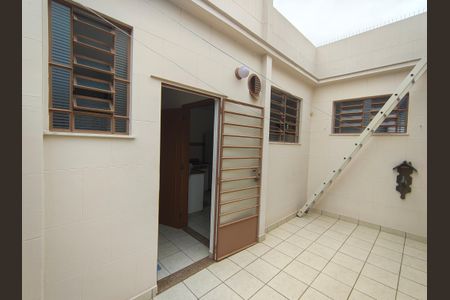 Casa à venda com 265m², 4 quartos e 3 vagas