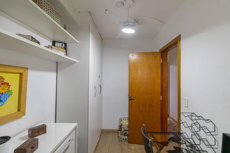 Casa à venda com 108m², 3 quartos e 2 vagasQuarto 2