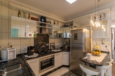 Casa à venda com 108m², 3 quartos e 2 vagasCozinha