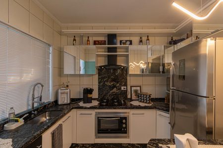 Casa à venda com 108m², 3 quartos e 2 vagasCozinha
