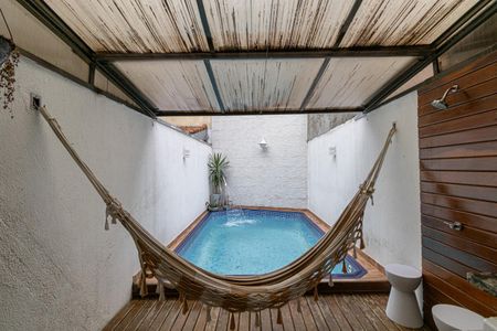 Casa à venda com 108m², 3 quartos e 2 vagasPiscina 