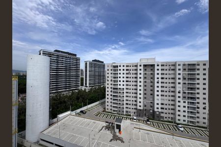 Quarto 1 - Vista de apartamento à venda com 3 quartos, 44m² em Barra Olímpica, Rio de Janeiro