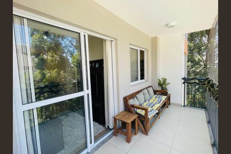 Apartamento à venda com 75m², 3 quartos e 2 vagasVaranda da Sala