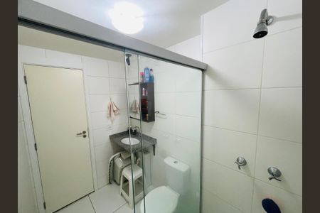 Apartamento à venda com 75m², 3 quartos e 2 vagasBanheiro 2