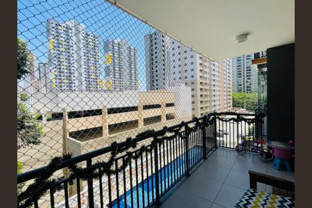 Apartamento à venda com 75m², 3 quartos e 2 vagasVaranda da Sala