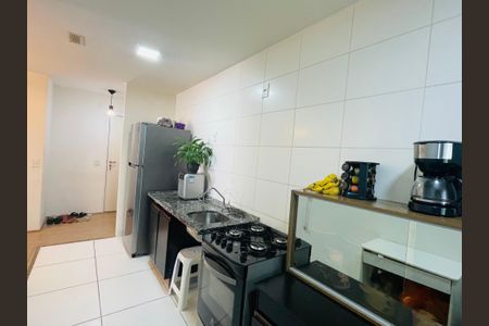 Apartamento à venda com 75m², 3 quartos e 2 vagasCozinha