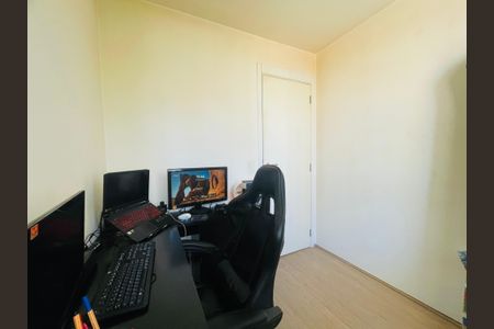 Apartamento à venda com 75m², 3 quartos e 2 vagasQuarto 3