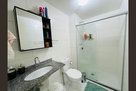 Apartamento à venda com 75m², 3 quartos e 2 vagasBanheiro 2