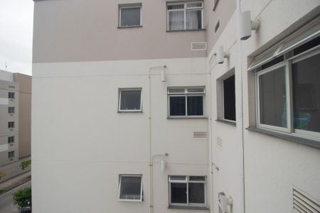 Apartamento à venda com 44m², 2 quartos e sem vaga Apartamento à venda com 44m², 2 quartos e sem vagaVista da Cozinha e Área de Serviço