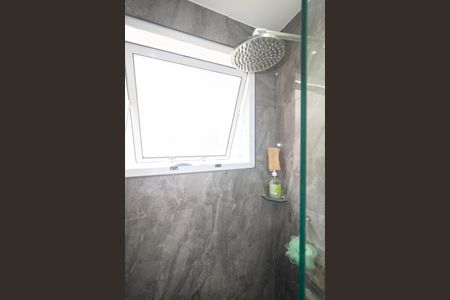 Apartamento à venda com 44m², 2 quartos e sem vaga Apartamento à venda com 44m², 2 quartos e sem vagaBanheiro