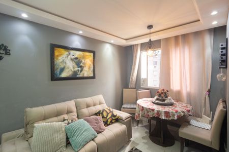 Apartamento à venda com 44m², 2 quartos e sem vaga Apartamento à venda com 44m², 2 quartos e sem vagaSala