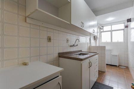 Apartamento à venda com 50m², 1 quarto e sem vaga Apartamento à venda com 50m², 1 quarto e sem vagaCozinha e Área de Serviço