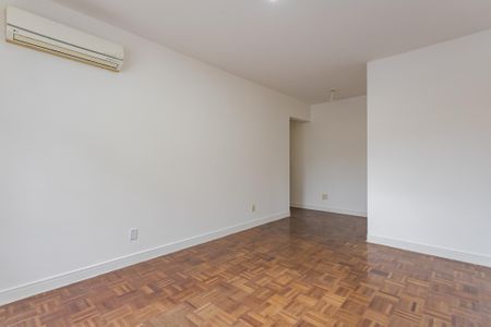 Sala de apartamento à venda com 1 quarto, 50m² em Centro Histórico, Porto Alegre