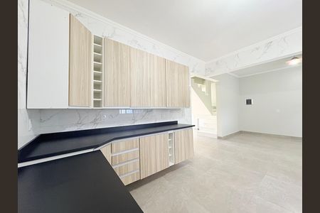 Casa à venda com 255m², 4 quartos e 3 vagasCozinha