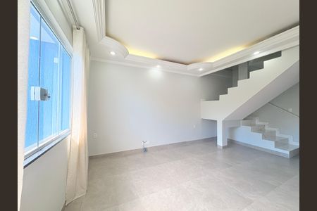 Sala de casa para alugar com 4 quartos, 255m² em Jardim Ermida Ii, Jundiaí