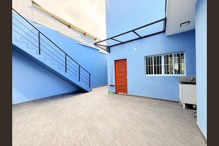 Casa à venda com 255m², 4 quartos e 3 vagasÁrea de Serviço e quintal