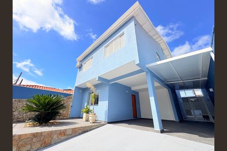 Casa à venda com 255m², 4 quartos e 3 vagasGaragem