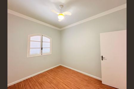 Casa à venda com 255m², 4 quartos e 3 vagasQuarto 4