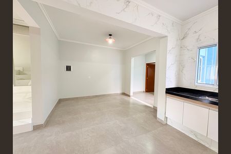 Casa à venda com 255m², 4 quartos e 3 vagasCopa