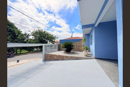 Casa à venda com 255m², 4 quartos e 3 vagasGaragem